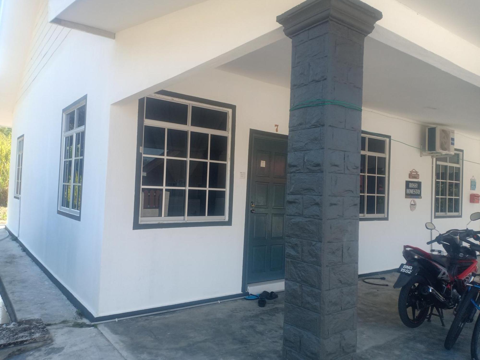Holiday home Rossy